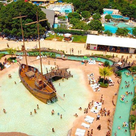 Spazzio Diroma Com Acesso Ao Acqua Park - Temporada Cn Adriele Калдас-Новас Екстер'єр фото